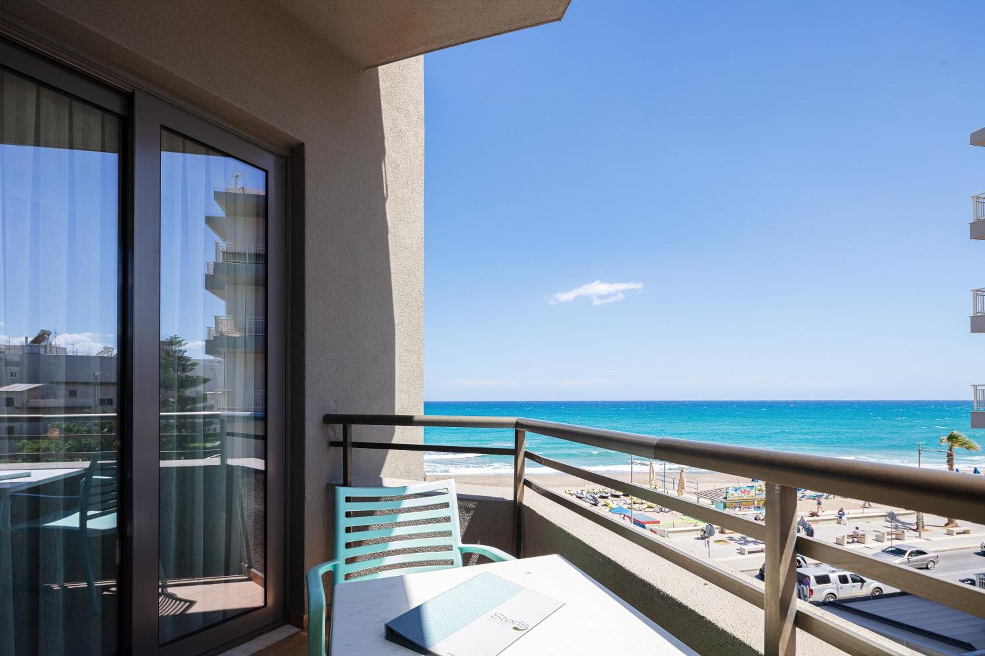 Steris Elegant Beach Hotel & Apartments 罗希姆诺 外观 照片