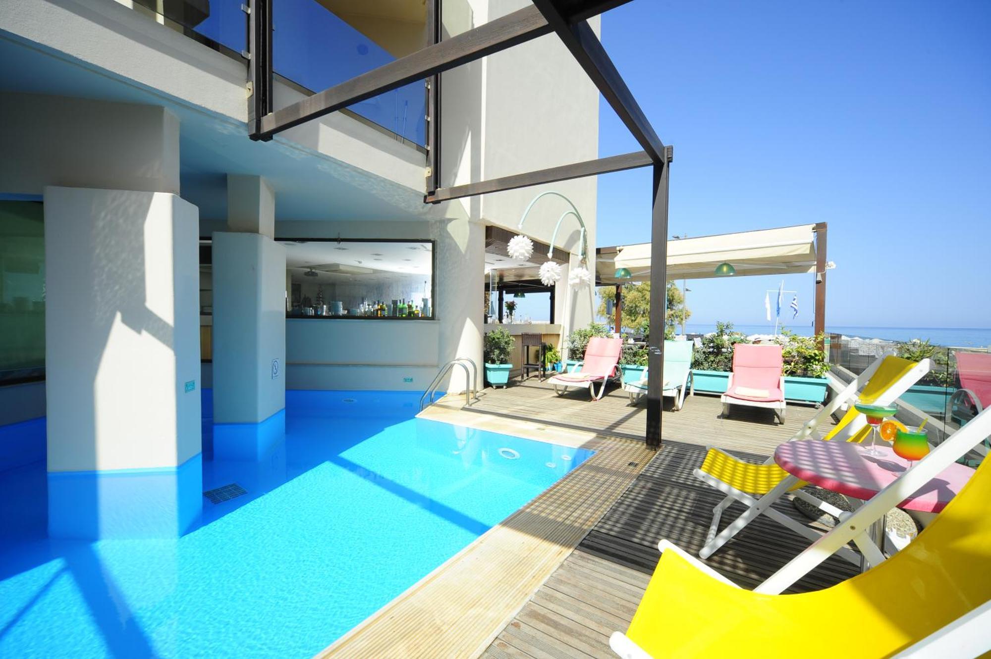 Steris Elegant Beach Hotel & Apartments 罗希姆诺 外观 照片