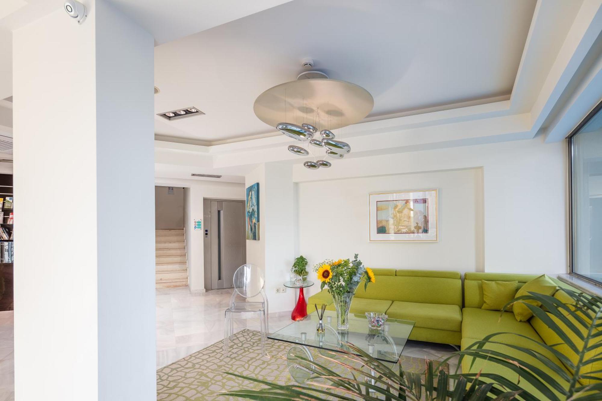 Steris Elegant Beach Hotel & Apartments 罗希姆诺 外观 照片