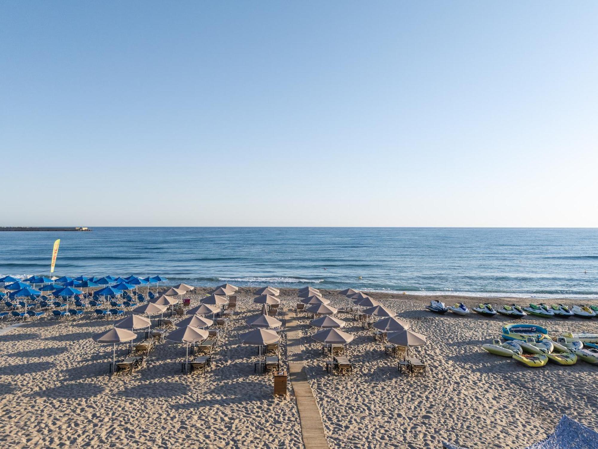 Steris Elegant Beach Hotel & Apartments 罗希姆诺 外观 照片